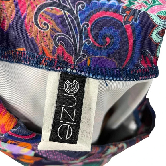 Onzie Bold Floral Print‎ Stripe Cropped Leggings Size S/M - Picture 5 of 6